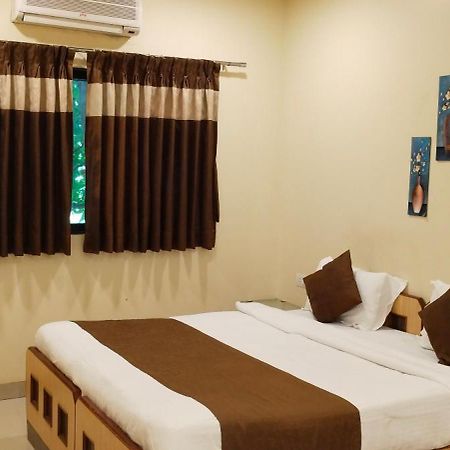 Aquarius Resort Gorhe Khurd 外观 照片