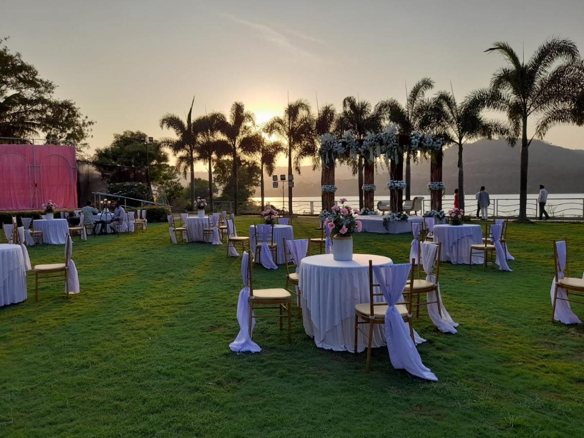 Aquarius Resort Gorhe Khurd 外观 照片
